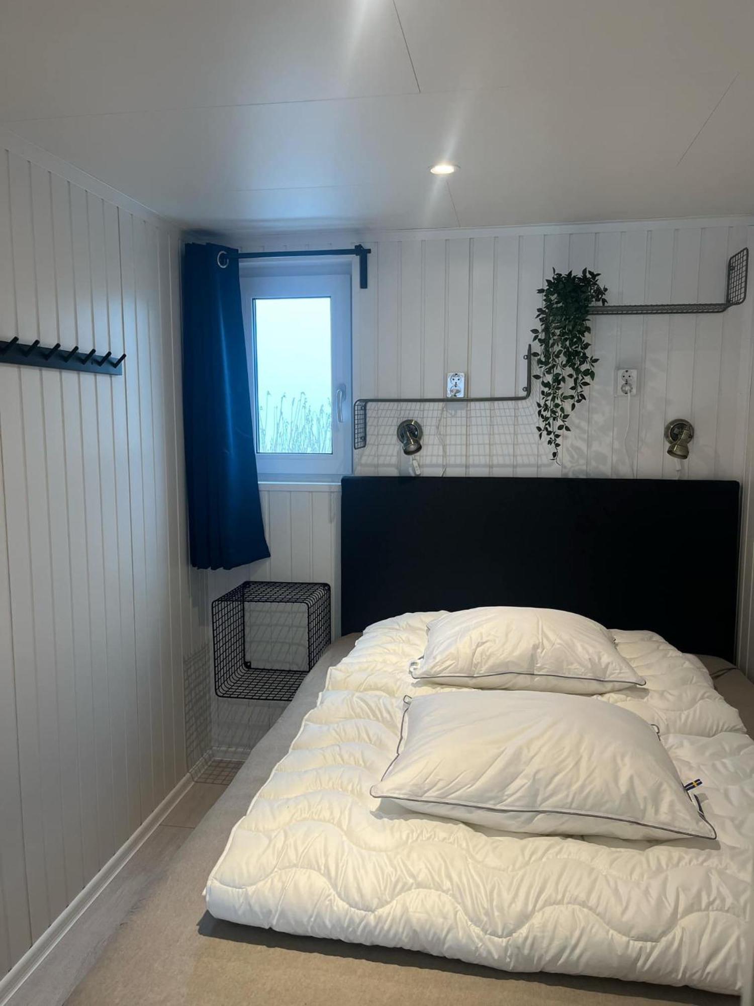 Kristinehamn Herrgardscamping & Stugor Ngoại thất bức ảnh